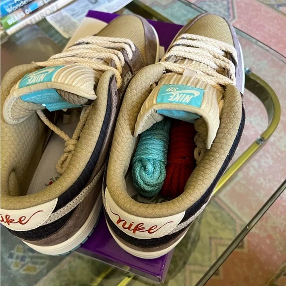 🧵🛹 NIKE SB DUNK LOW Big Money Savings SIZE 9M / 10.5W 🧵🪡 - Picture 4 of 6